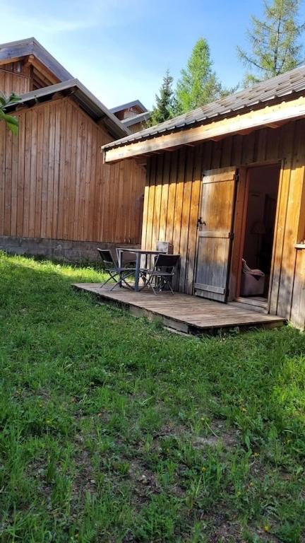 Chalet By Sophie Superdevoluy Avec Piscine Kültér fotó