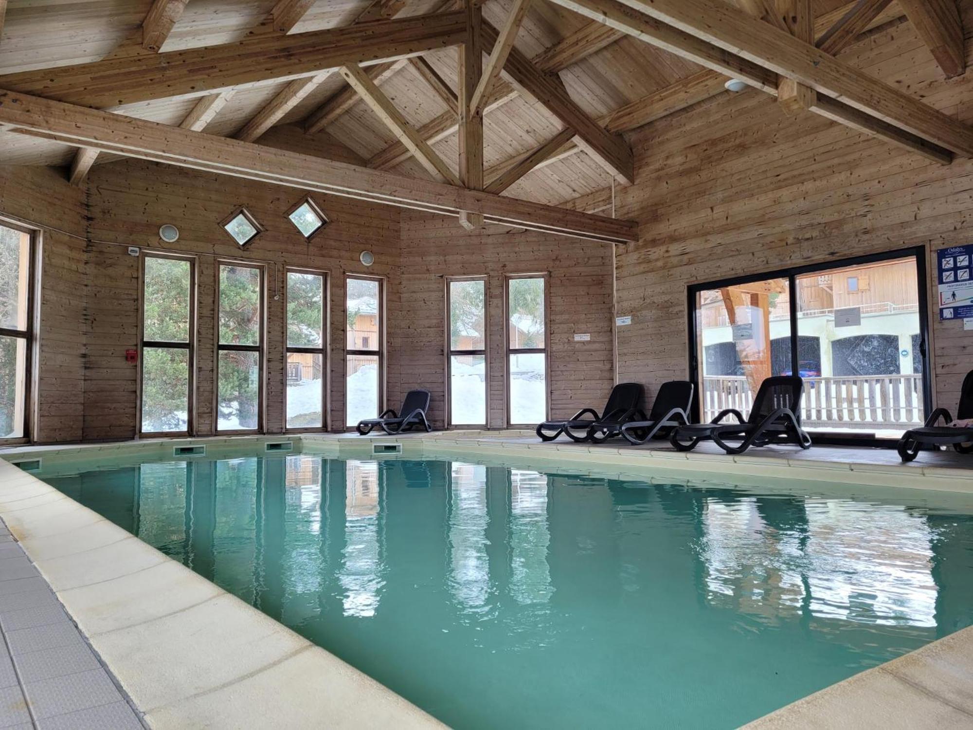 Chalet By Sophie Superdevoluy Avec Piscine Kültér fotó